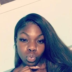 Meet your Posher, Kaitlyn